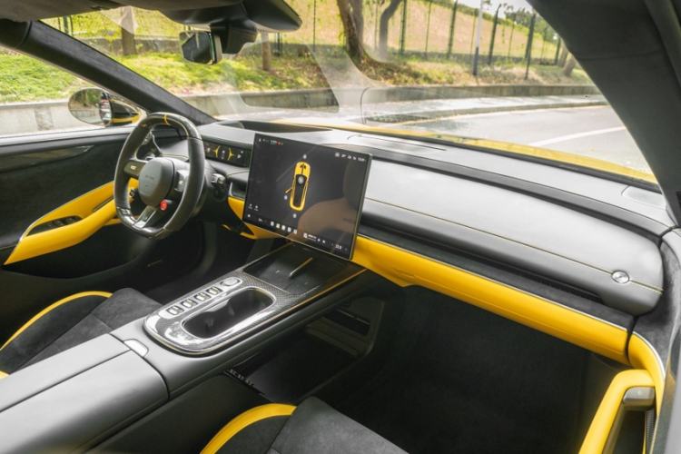 Used Xiaomi Auto SU7 Ultra 2025 Ultra Model Interior 9