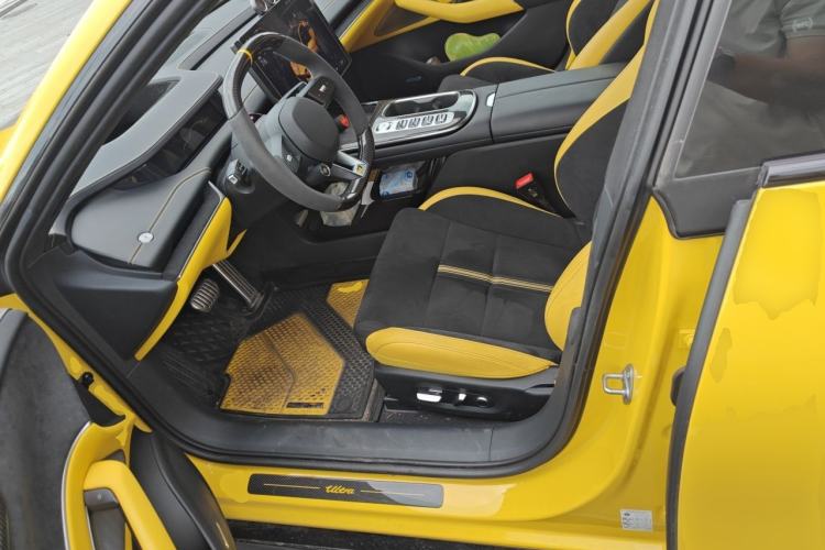 Used Xiaomi Auto SU7 Ultra 2025 Ultra Model Left Front Seat