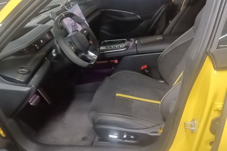 Used Xiaomi Auto SU7 Ultra 2025 Ultra Model Left Front Seat