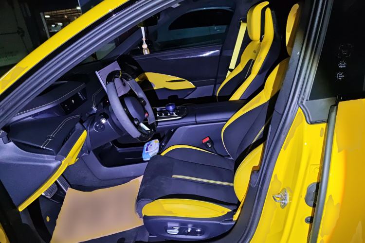 Used Xiaomi Auto SU7 Ultra 2025 Ultra Model Left Front Seat