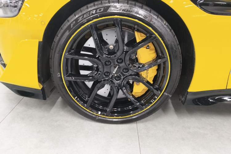 Used Xiaomi Auto SU7 Ultra 2025 Ultra Model Left Front Wheel Hub