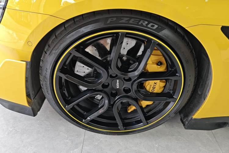 Used Xiaomi Auto SU7 Ultra 2025 Ultra Model Left Front Wheel Hub
