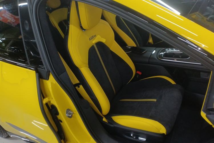 Used Xiaomi Auto SU7 Ultra 2025 Ultra Model Right Front Seat