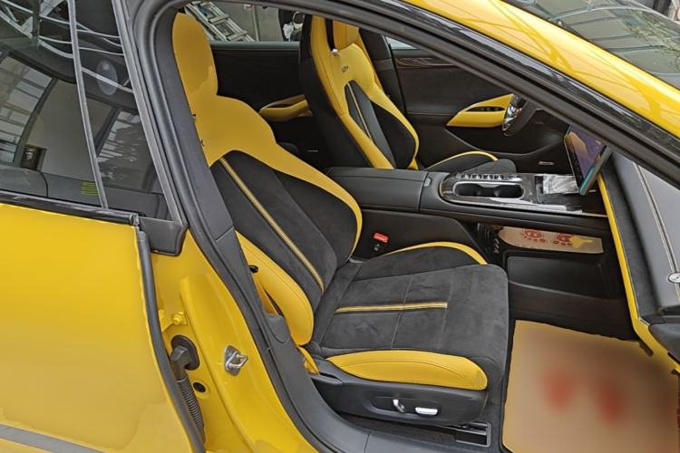 Used Xiaomi Auto SU7 Ultra 2025 Ultra Model Right Front Seat