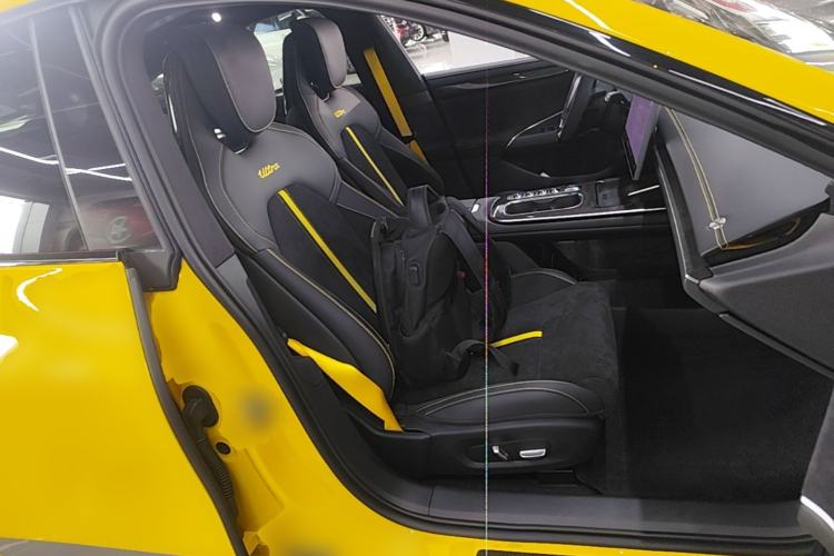 Used Xiaomi Auto SU7 Ultra 2025 Ultra Model Right Front Seat