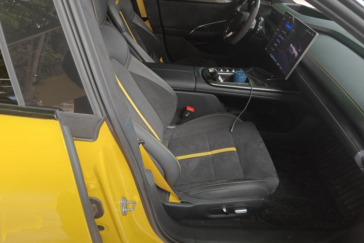 Used Xiaomi Auto SU7 Ultra 2025 Ultra Model Right Front Seat