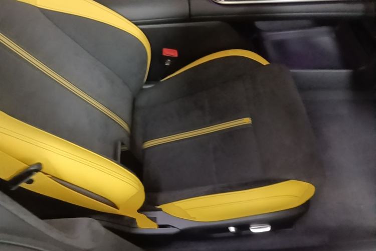 Used Xiaomi Auto SU7 Ultra 2025 Ultra Model Right Front Seat