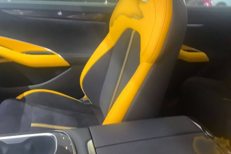 Used Xiaomi Auto SU7 Ultra 2025 Ultra Model Right Front Seat