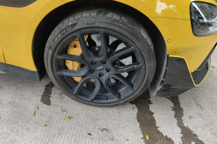 Used Xiaomi Auto SU7 Ultra 2025 Ultra Model Right Front Wheel Hub