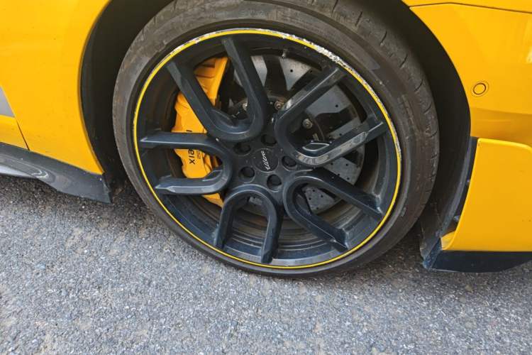 Used Xiaomi Auto SU7 Ultra 2025 Ultra Model Right Front Wheel Hub