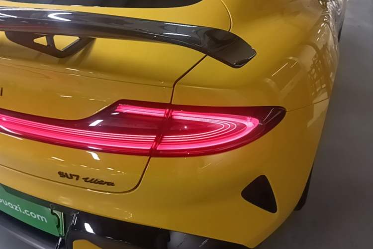 Used Xiaomi Auto SU7 Ultra 2025 Ultra Model Right Rear Taillight