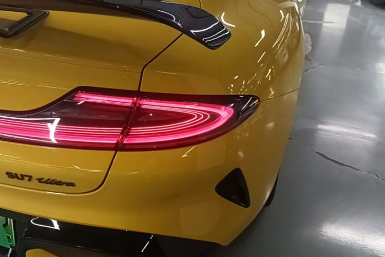 Used Xiaomi Auto SU7 Ultra 2025 Ultra Model Right Rear Taillight
