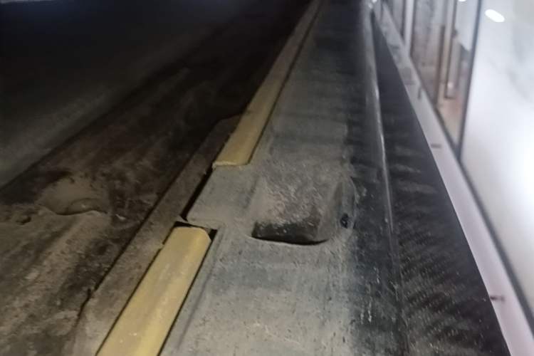 Used Xiaomi Auto SU7 Ultra 2025 Ultra Model Right Side Sill