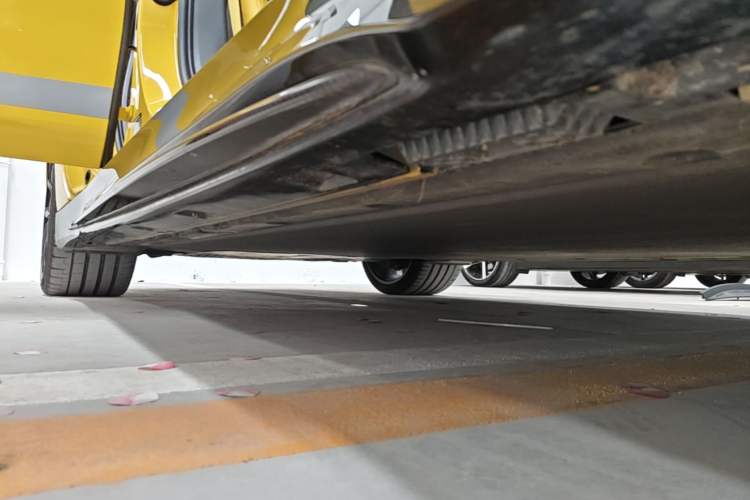 Used Xiaomi Auto SU7 Ultra 2025 Ultra Model Right Side Sill