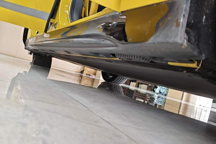 Used Xiaomi Auto SU7 Ultra 2025 Ultra Model Right Side Sill