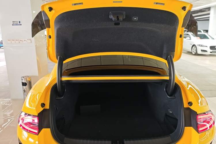 Used Xiaomi Auto SU7 Ultra 2025 Ultra Model Trunk