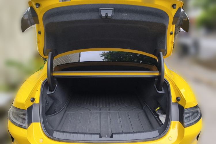 Used Xiaomi Auto SU7 Ultra 2025 Ultra Model Trunk