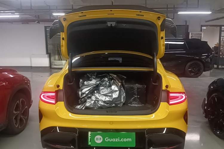 Used Xiaomi Auto SU7 Ultra 2025 Ultra Model Trunk
