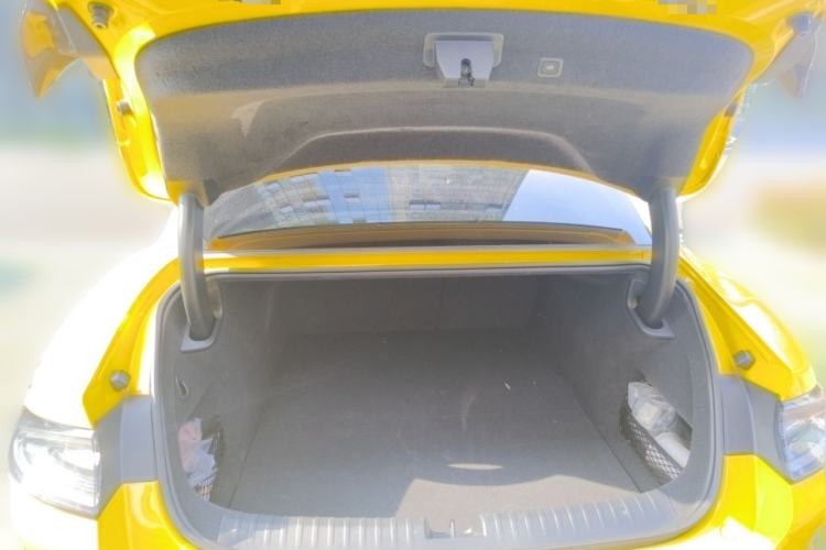 Used Xiaomi Auto SU7 Ultra 2025 Ultra Model Trunk