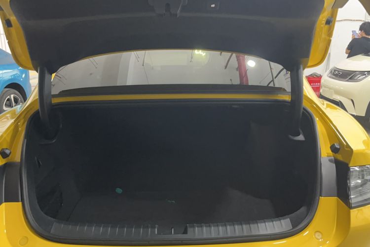 Used Xiaomi Auto SU7 Ultra 2025 Ultra Model Trunk