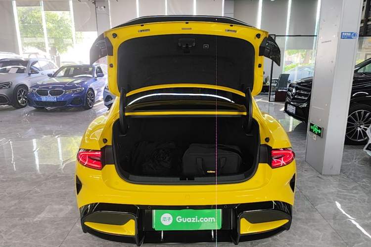 Used Xiaomi Auto SU7 Ultra 2025 Ultra Model Trunk