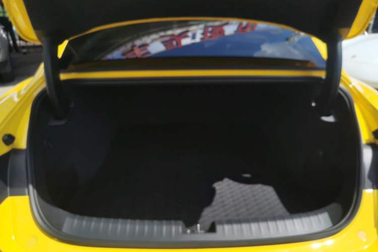 Used Xiaomi Auto SU7 Ultra 2025 Ultra Model Trunk