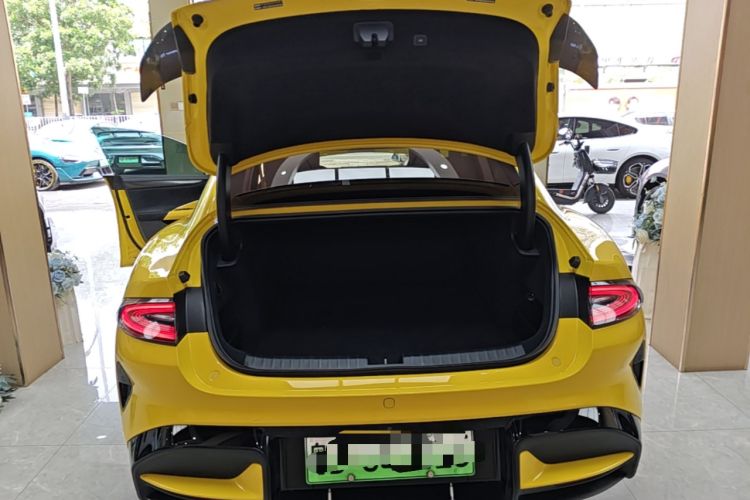 Used Xiaomi Auto SU7 Ultra 2025 Ultra Model Trunk