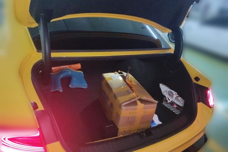 Used Xiaomi Auto SU7 Ultra 2025 Ultra Model Trunk