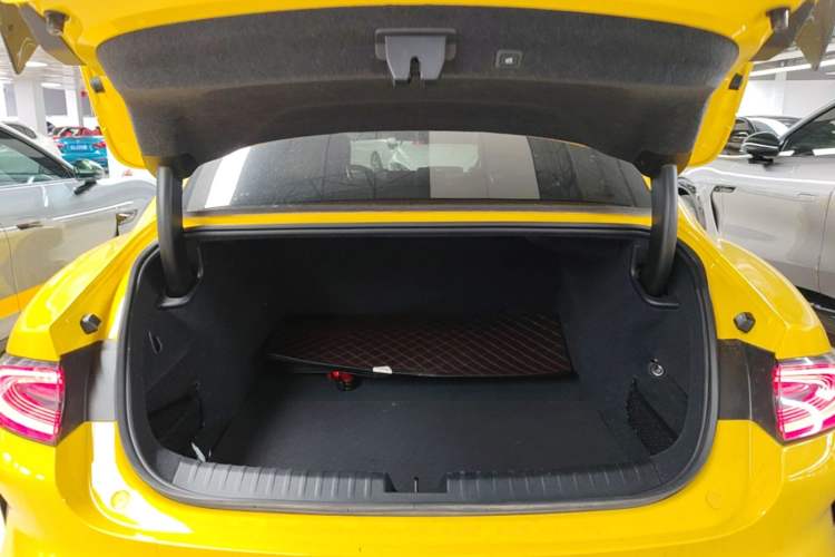 Used Xiaomi Auto SU7 Ultra 2025 Ultra Model Trunk