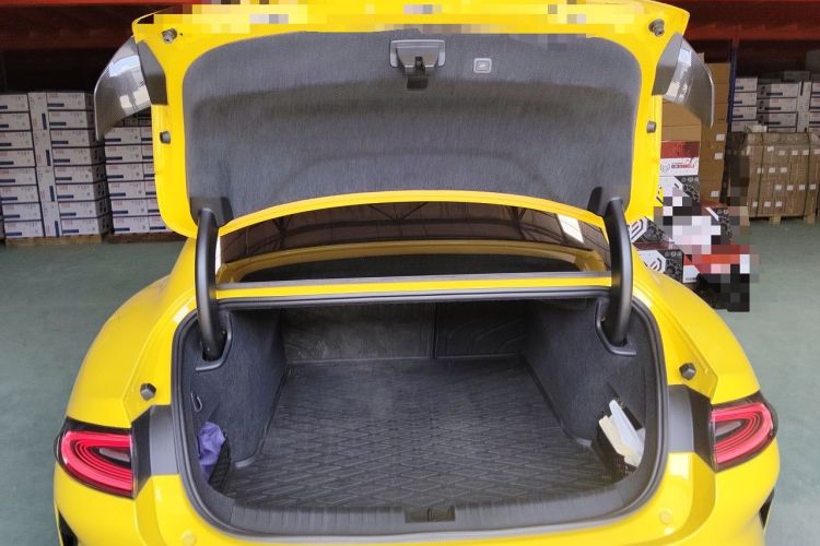Used Xiaomi Auto SU7 Ultra 2025 Ultra Model Trunk