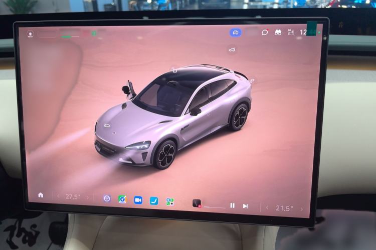 Used Xiaomi Auto YU7 2025 Ultra-Long Range Rear-Wheel Drive Version Audio And AC Panel
