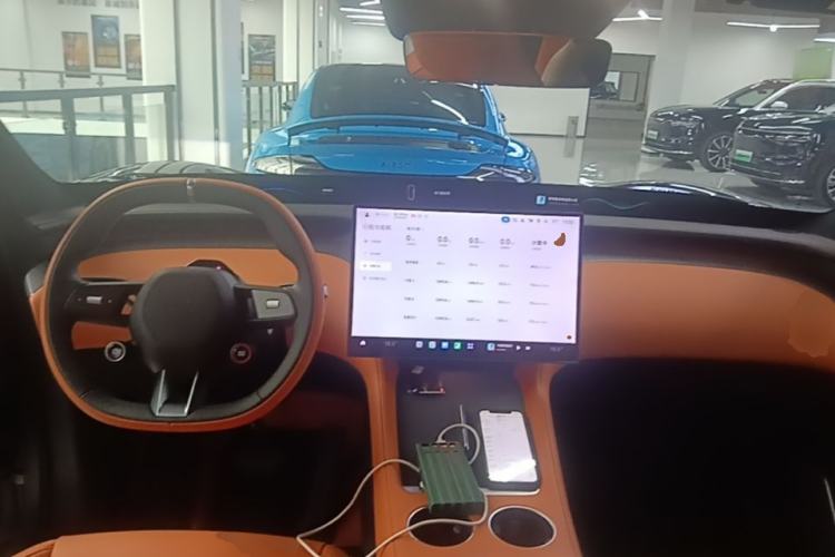 Used Xiaomi Auto YU7 2025 Ultra-Long Range Rear-Wheel Drive Version Center Console