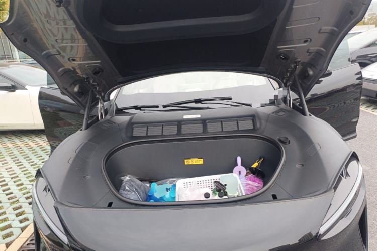 Used Xiaomi Auto YU7 2025 Ultra-Long Range High-Performance All-Wheel-Drive Max Edition Engine Bay