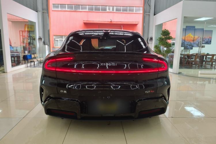 Used Xiaomi Auto YU7 2025 Ultra-Long Range High-Performance All-Wheel-Drive Max Edition Exterior 4