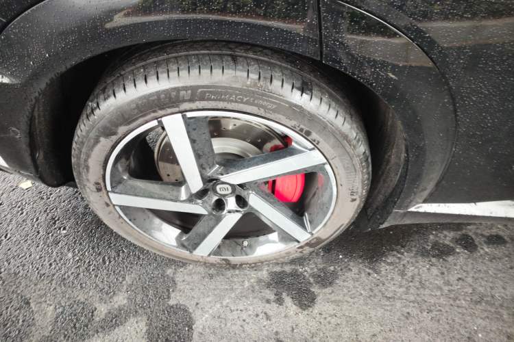 Used Xiaomi Auto YU7 2025 Ultra-Long Range High-Performance All-Wheel-Drive Max Edition Exterior 5