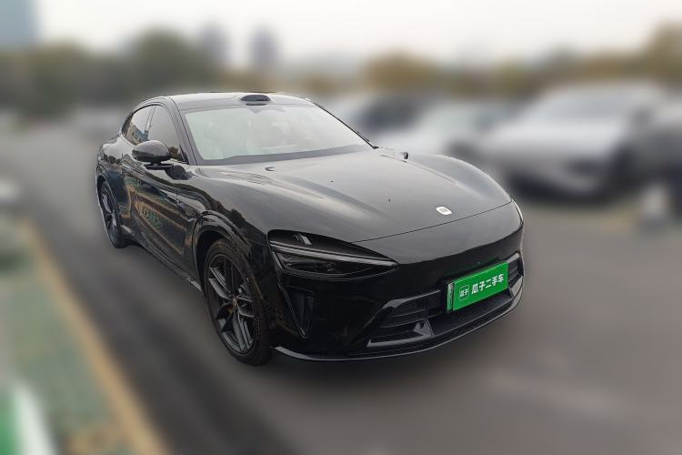 Used Xiaomi Auto YU7 2025 Ultra-Long Range High-Performance All-Wheel-Drive Max Edition Front Right 45 Deg