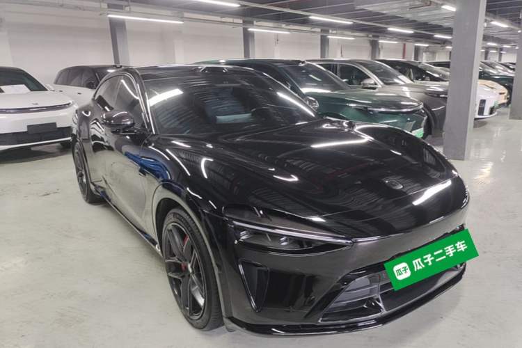 Used Xiaomi Auto YU7 2025 Ultra-Long Range High-Performance All-Wheel-Drive Max Edition Front Right 45 Deg
