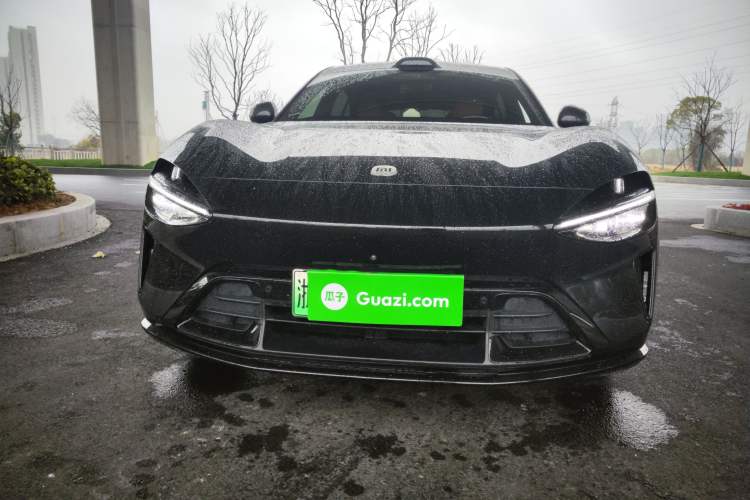 Used Xiaomi Auto YU7 2025 Ultra-Long Range High-Performance All-Wheel-Drive Max Edition Front