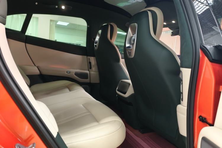 Used Xiaomi Auto YU7 2025 Ultra-Long Range High-Performance All-Wheel-Drive Max Edition Interior 8