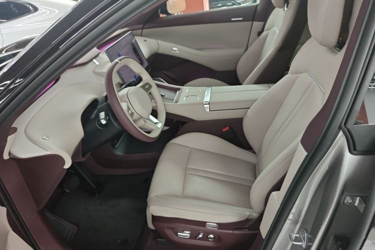 Used Xiaomi Auto YU7 2025 Ultra-Long Range Rear-Wheel Drive Version Left Front Seat