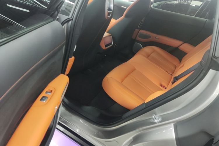 Used Xiaomi Auto YU7 2025 Ultra-Long Range High-Performance All-Wheel-Drive Max Edition Left Rear Seat