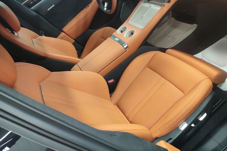 Used Xiaomi Auto YU7 2025 Ultra-Long Range High-Performance All-Wheel-Drive Max Edition Right Front Seat