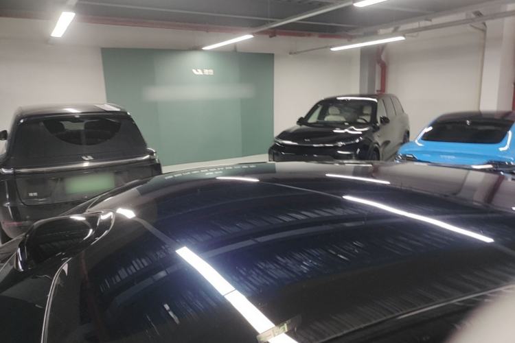 Used Xiaomi Auto YU7 2025 Ultra-Long Range High-Performance All-Wheel-Drive Max Edition Roof
