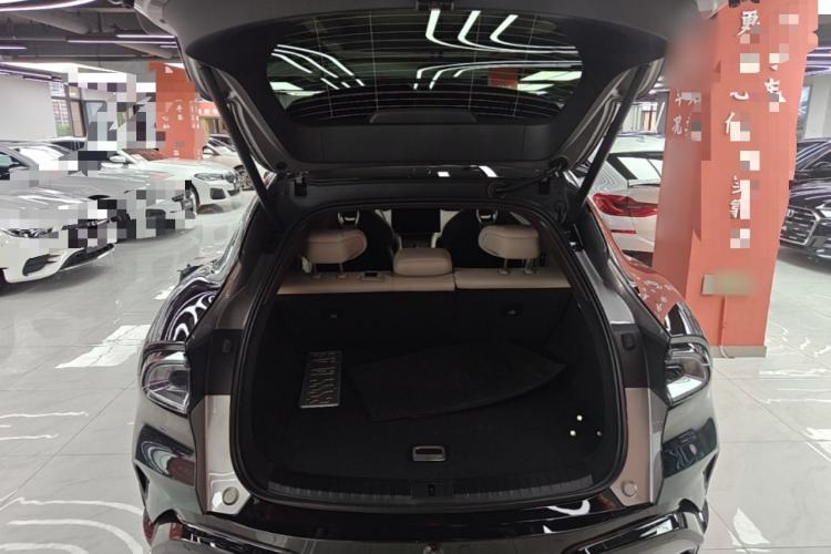 Used Xiaomi Auto YU7 2025 Ultra-Long Range Rear-Wheel Drive Version Trunk
