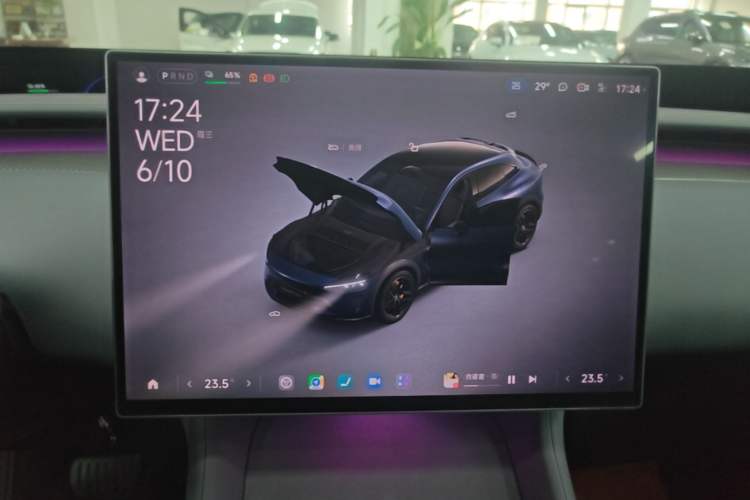 Used Xiaomi Auto YU7 2025 Ultra-Long Range High-Performance All-Wheel-Drive Max Edition Audio And AC Panel
