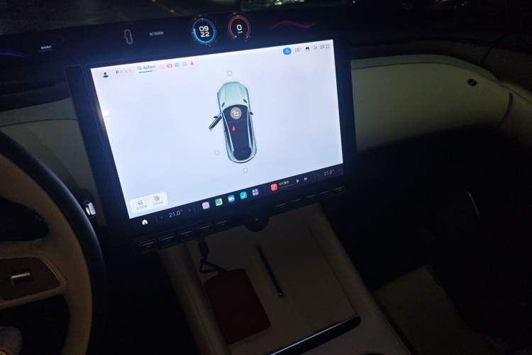 Used Xiaomi Auto YU7 2025 Ultra-Long Range High-Performance All-Wheel-Drive Max Edition Audio And AC Panel