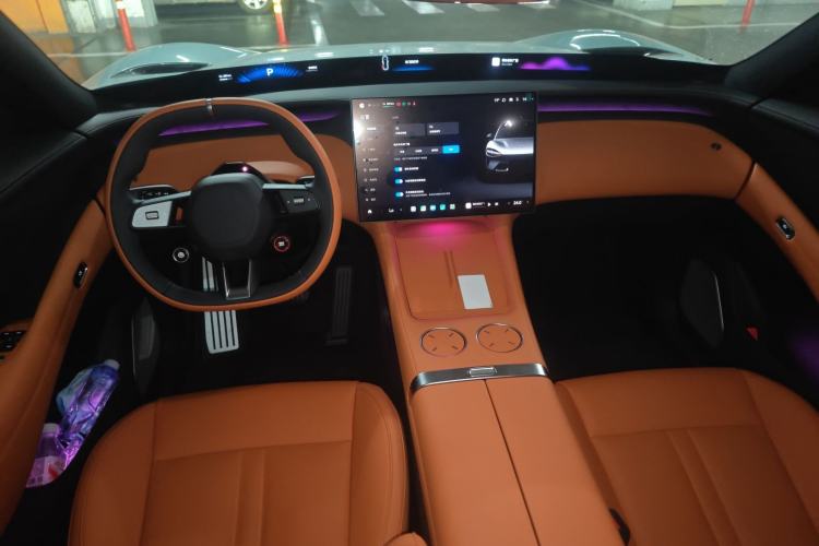 Used Xiaomi Auto YU7 2025 Ultra-Long Range All-Wheel Drive Pro Version Center Console