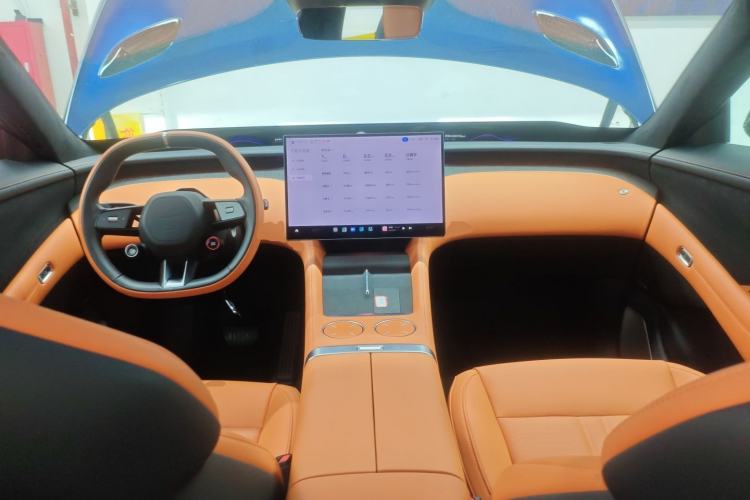 Used Xiaomi Auto YU7 2025 Ultra-Long Range High-Performance All-Wheel-Drive Max Edition Center Console