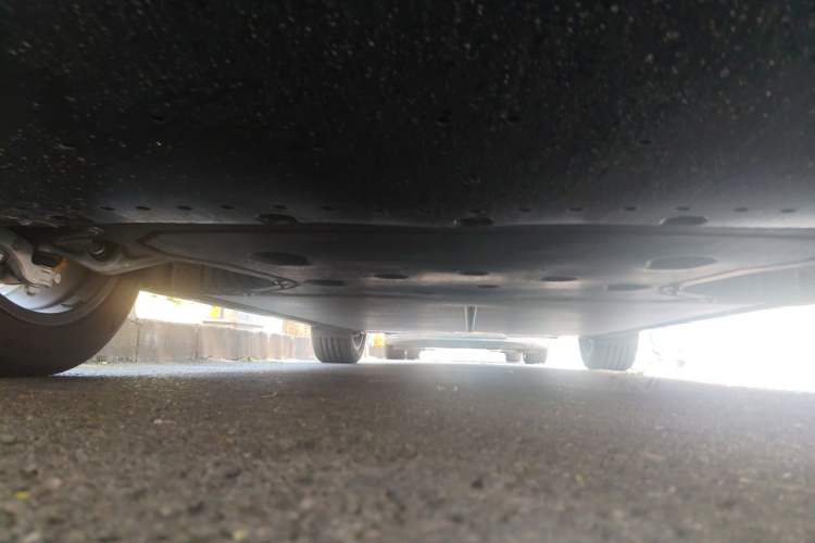 Used Xiaomi Auto YU7 2025 Ultra-Long Range Rear-Wheel Drive Version Chassis Front
