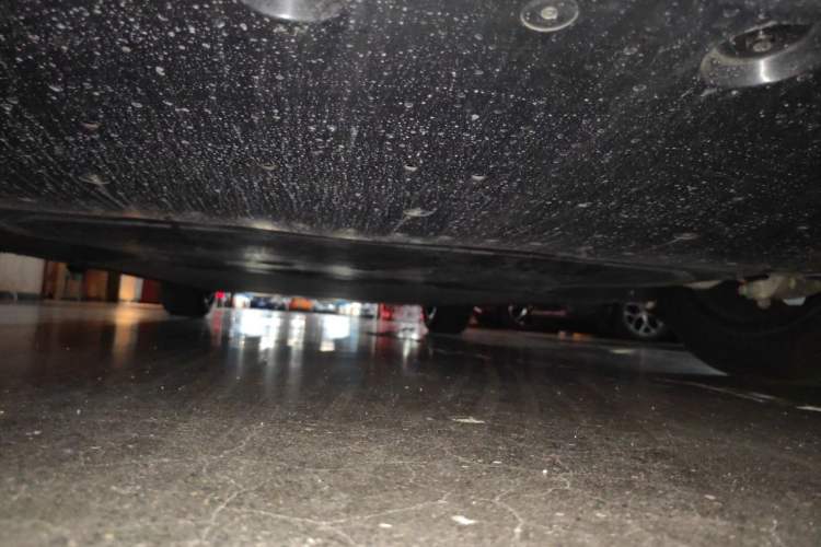 Used Xiaomi Auto YU7 2025 Ultra-Long Range High-Performance All-Wheel-Drive Max Edition Chassis Front